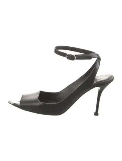Pre-owned Alexander Mcqueen Leather Sandals In Black