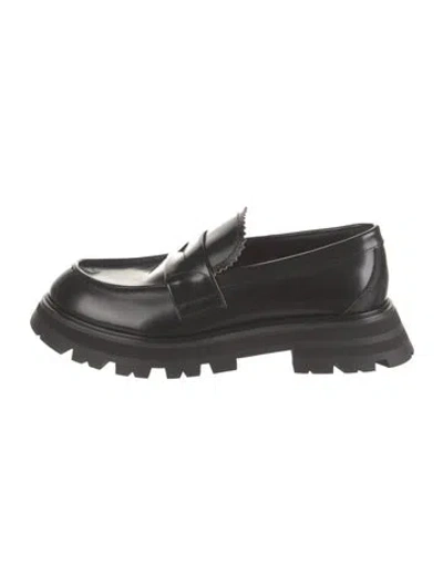 Pre-owned Alexander Mcqueen Leather Scalloped Accent Loafers W/ Tags In Black