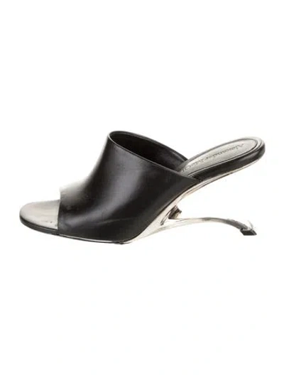 Pre-owned Alexander Mcqueen Leather Slides In Black