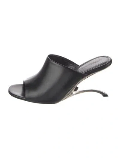 Pre-owned Alexander Mcqueen Leather Slides In Black