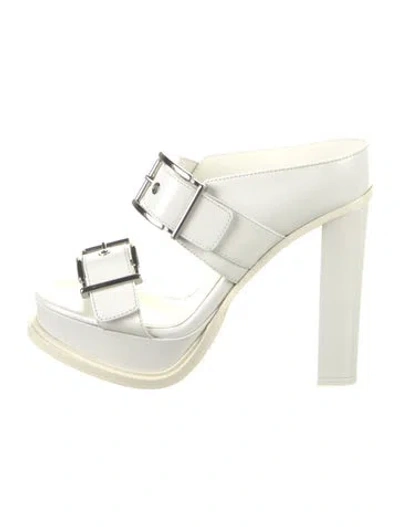 Pre-owned Alexander Mcqueen Leather Slides In White