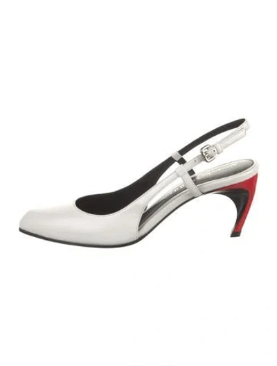 Pre-owned Alexander Mcqueen Leather Slingback Pumps In White