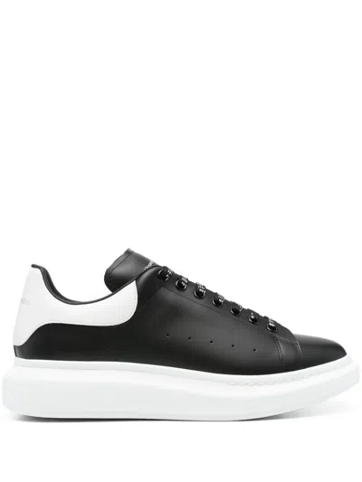 ALEXANDER MCQUEEN ALEXANDER MCQUEEN LEATHER SNEAKER WITH LOGO
