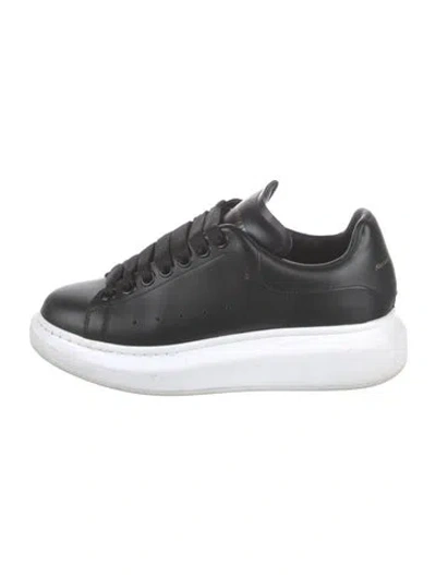 Pre-owned Alexander Mcqueen Leather Sneakers In Black