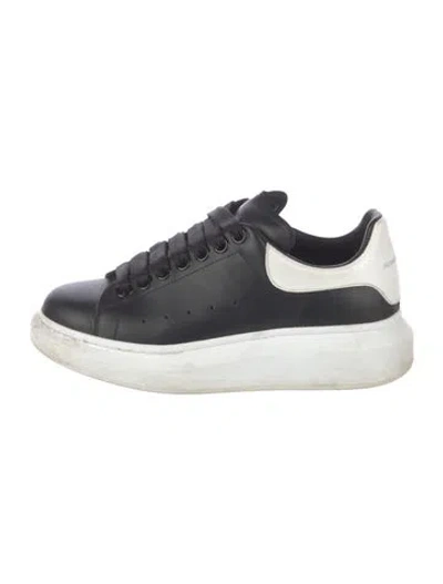 Pre-owned Alexander Mcqueen Leather Sneakers In Black
