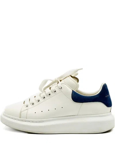 Pre-owned Alexander Mcqueen Leather Sneakers In White