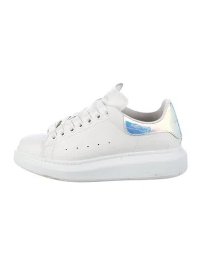 Pre-owned Alexander Mcqueen Leather Sneakers In White