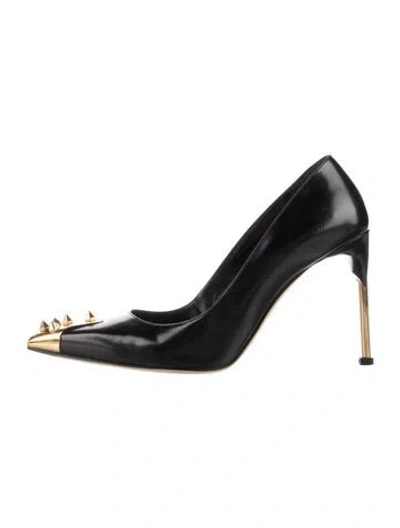 Pre-owned Alexander Mcqueen Leather Studded Accents Pumps In Black