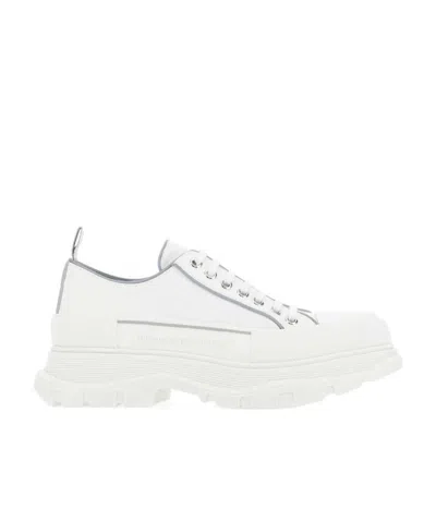 Alexander Mcqueen Lo-top Sneakers In White