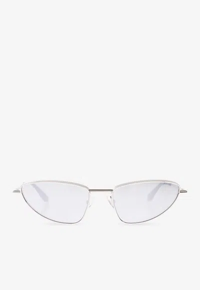 Alexander Mcqueen Logo Cat-eye Sunglasses In Silver