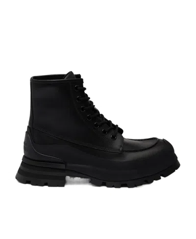 ALEXANDER MCQUEEN ALEXANDER MCQUEEN LACE-UP COMBAT BOOTS