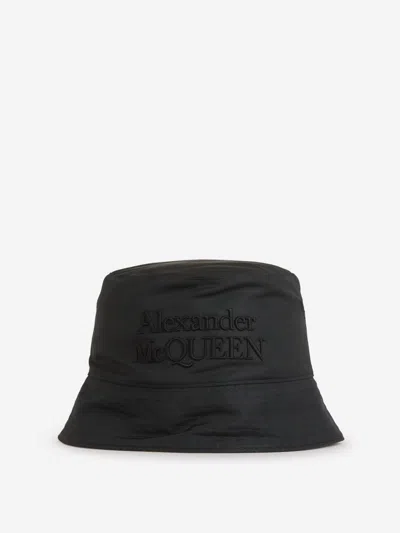 Alexander Mcqueen Logo Fisherman Bucket Hat In Black