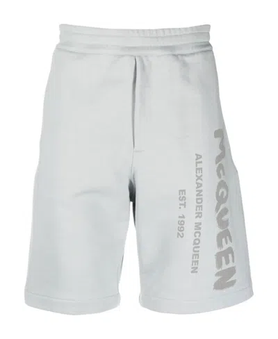 ALEXANDER MCQUEEN ALEXANDER MCQUEEN LOGO PRINTED SHORTS