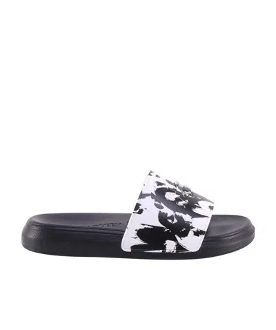 Alexander Mcqueen Logo-print Pool Sliders In Black