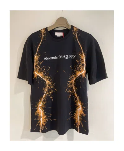 Alexander Mcqueen Logo Short-sleeved T-shirt In Black