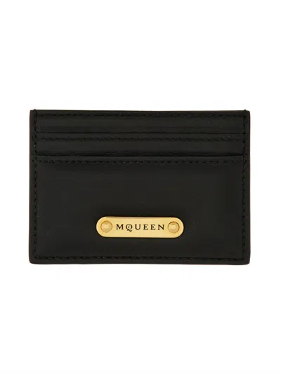 Alexander Mcqueen Logo-plaque Cardholder In Black