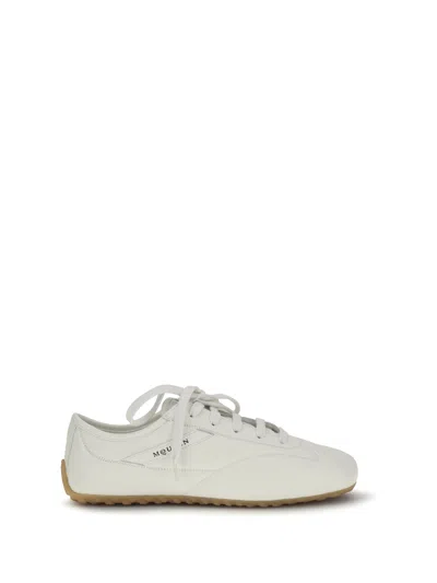 Alexander Mcqueen Low Boxer Sneakers In Neutral