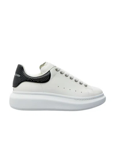 ALEXANDER MCQUEEN ALEXANDER MCQUEEN CHUNKY LACE-UP SNEAKERS