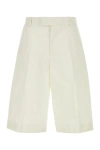 Alexander Mcqueen Wide Leg Twill Bermuda Shorts In White