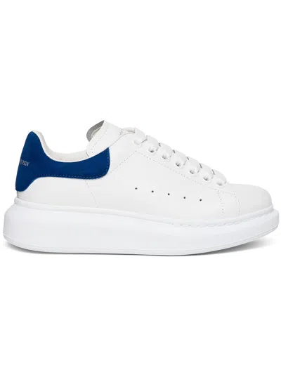 Alexander Mcqueen Mans Oversize White Leather Sneakers With Blue Heel And Logo