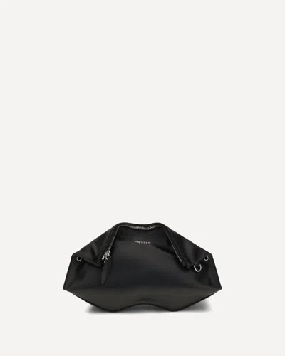Alexander Mcqueen Manta Clutch In Black