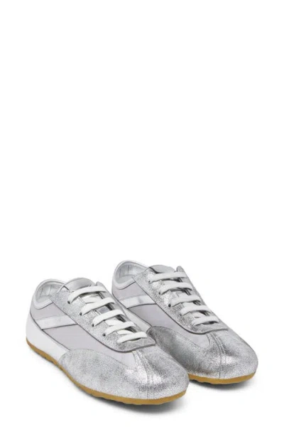 Alexander Mcqueen Mcqueen Boxe Metallic Low Top Sneaker In Silver