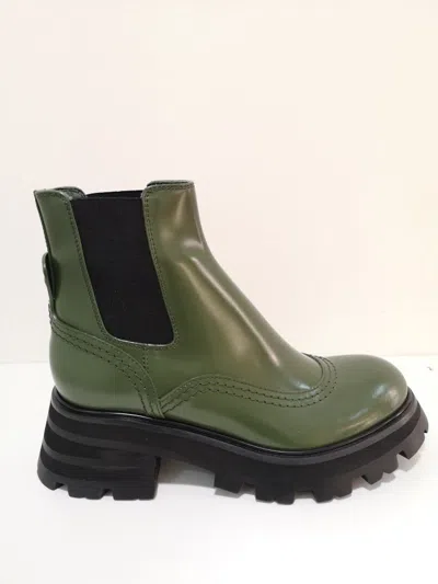 Alexander Mcqueen Mcqueen Chic Leather Ankle Boots In Green