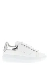 Alexander Mcqueen Larry Sneakers Silver In White