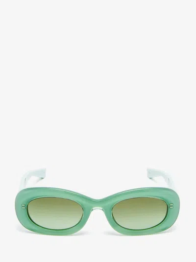 Alexander Mcqueen Mcqueen Logo Oval Sunglasses In Green
