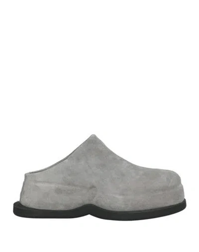 Alexander Mcqueen Mcqueen Man Mules & Clogs Grey Size 9 Leather In Animal Print