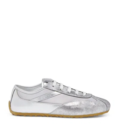 Alexander Mcqueen Mcqueen Metallic-trim Boxe Sneakers In Gray