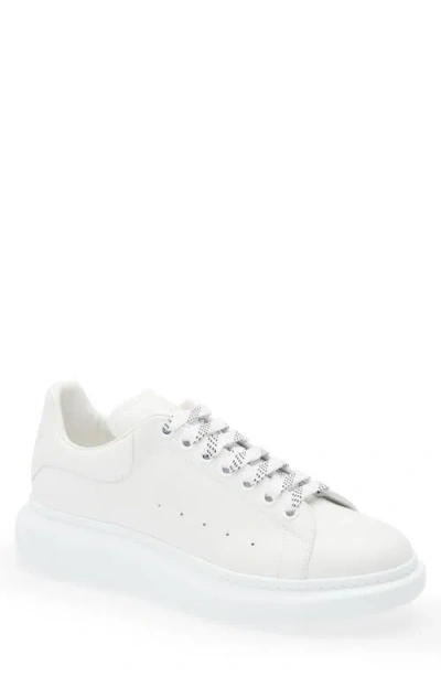 Alexander Mcqueen Mcqueen Oversize Sneaker