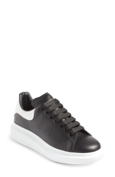 ALEXANDER MCQUEEN MCQUEEN OVERSIZE SNEAKER