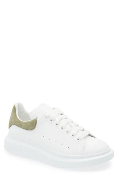 Alexander Mcqueen White Low-top Sneakers With Chunky Sole And Green Contrasting Heel Tab In Leather Man