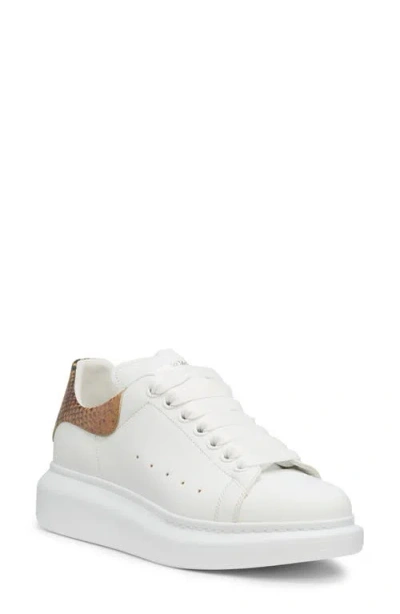Alexander Mcqueen Mcqueen Oversized Sneaker In White/labrador