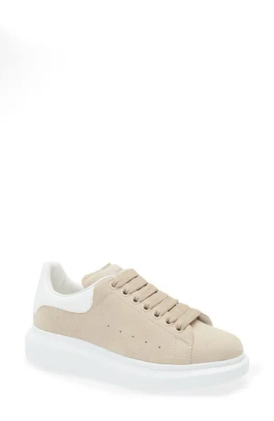 Alexander Mcqueen Mcqueen Oversized Sneaker