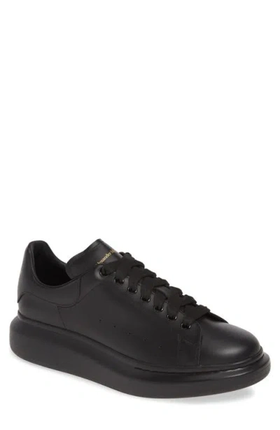 Alexander Mcqueen Men Black Oversize Sneakers With Logo Lettering On The Heel In Leather Man