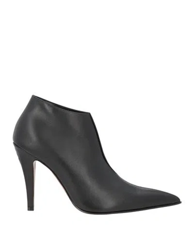 Alexander Mcqueen Mcqueen Woman Ankle Boots Black Size 7 Leather In Multi