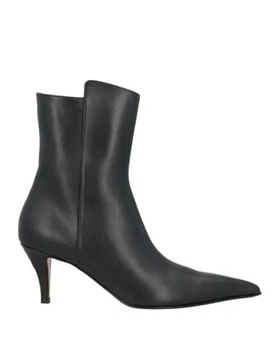Alexander Mcqueen Mcqueen Woman Ankle Boots Black Size 9 Leather