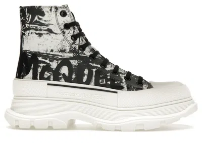 Pre-owned Alexander Mcqueen Men's  Graffiti Tread Slick Boot Sneakers In White/black In Multi