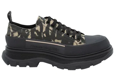 Pre-owned Alexander Mcqueen Men's  Graffiti Tread Slick Low Lace Up Sneakers In Beige/black In Multi