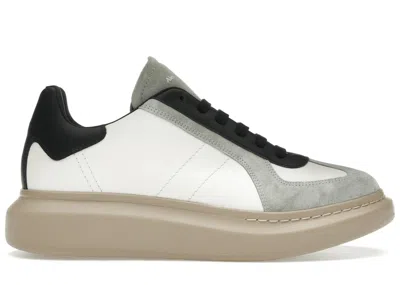 Pre-owned Alexander Mcqueen Men's  Oversized Retro Sneakers In White/grey/black In Multi