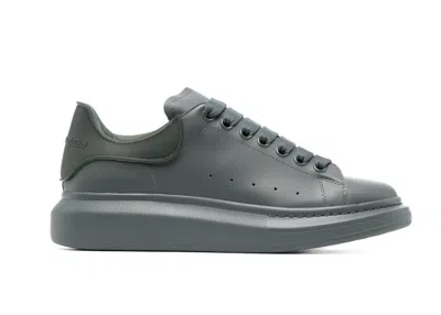 Pre-owned Alexander Mcqueen Men's  Oversized Sneakers In Green