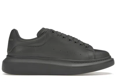 Pre-owned Alexander Mcqueen Men's  Oversized Sneakers In Lead Pencil