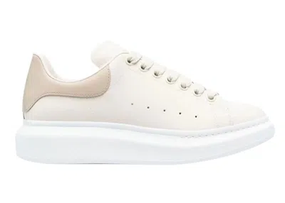 Pre-owned Alexander Mcqueen Men's  Oversized Sneakers In Vanilla/pale Beige