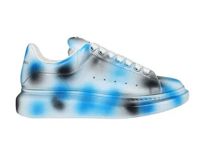 Pre-owned Alexander Mcqueen Men's  Oversized Spray Paint Sneakers In White/blue In Multi