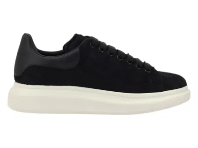 Pre-owned Alexander Mcqueen Men's  Oversized Suede Sneakers In Black