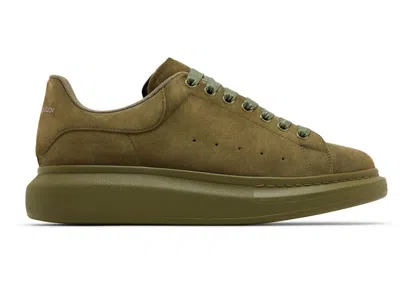 Pre-owned Alexander Mcqueen Men's  Oversized Suede Sneakers In Military Green