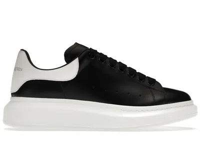 Pre-owned Alexander Mcqueen Men's  Oversized White Sneakers In Black