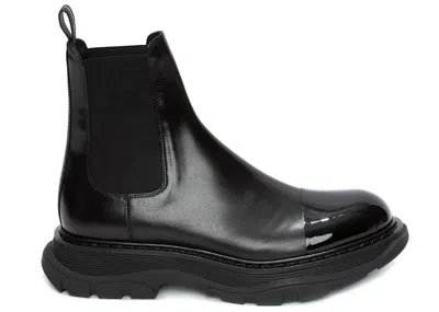 Pre-owned Alexander Mcqueen Men's  Shiny Toecap Tread Chelsea Boot Sneakers In Black